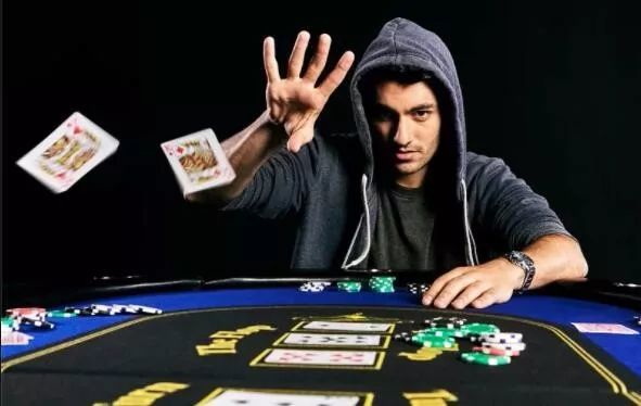 想靠大牌夺冠？生存与时机才是锦标赛的命门